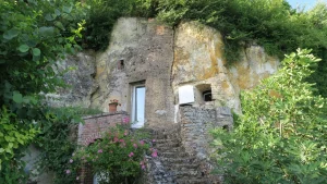 Desa Troglodyte di Loire